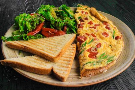 Heýgenek ýaşyl sogan & pomidorly